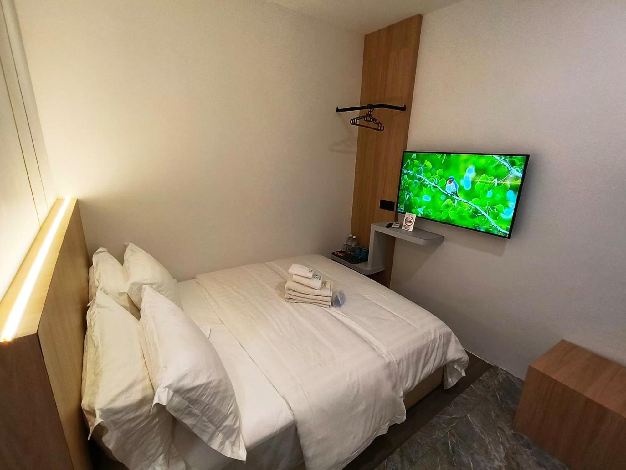 Red'S Hotel Бинтулу Екстериор снимка