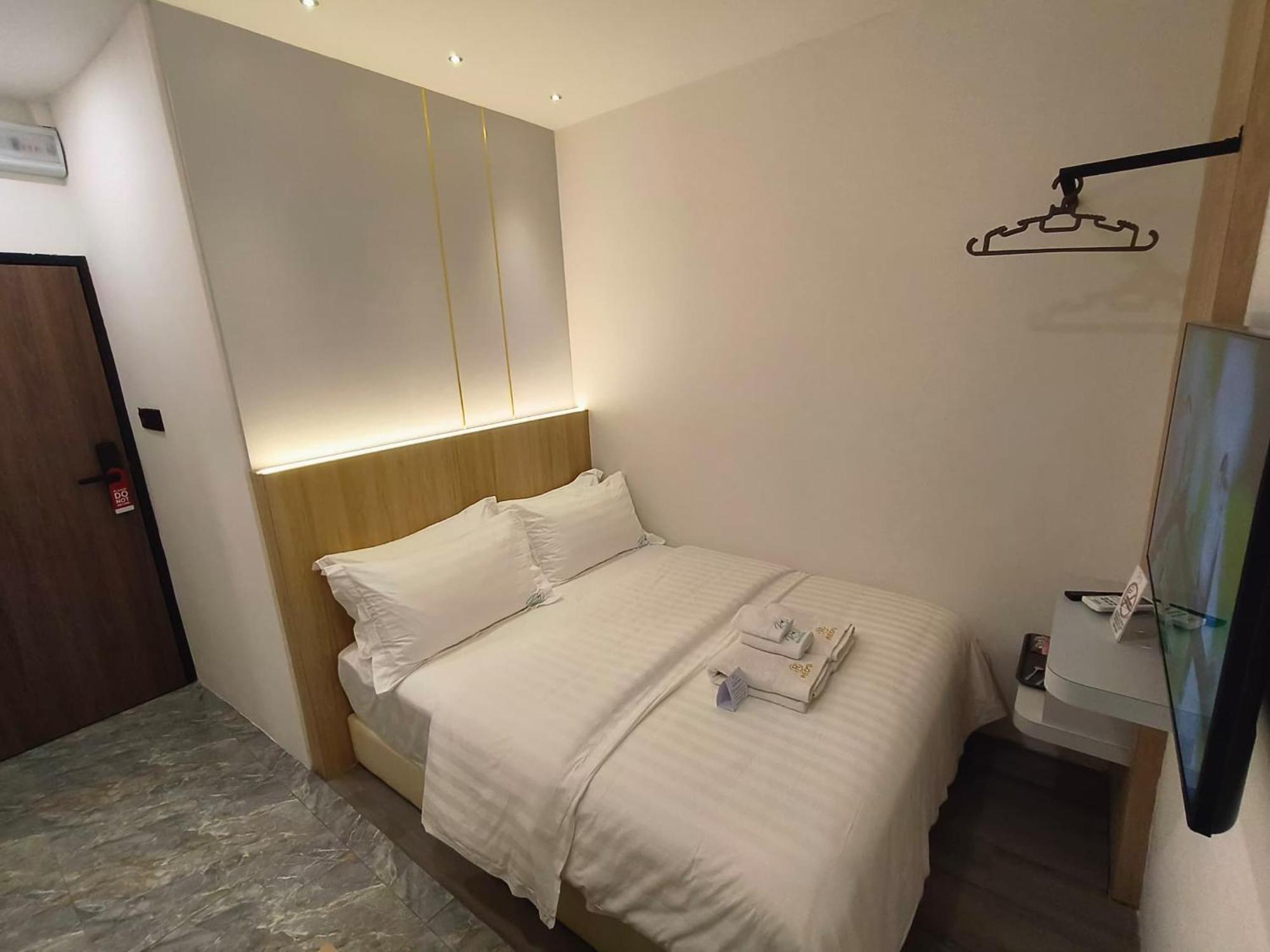 Red'S Hotel Бинтулу Екстериор снимка