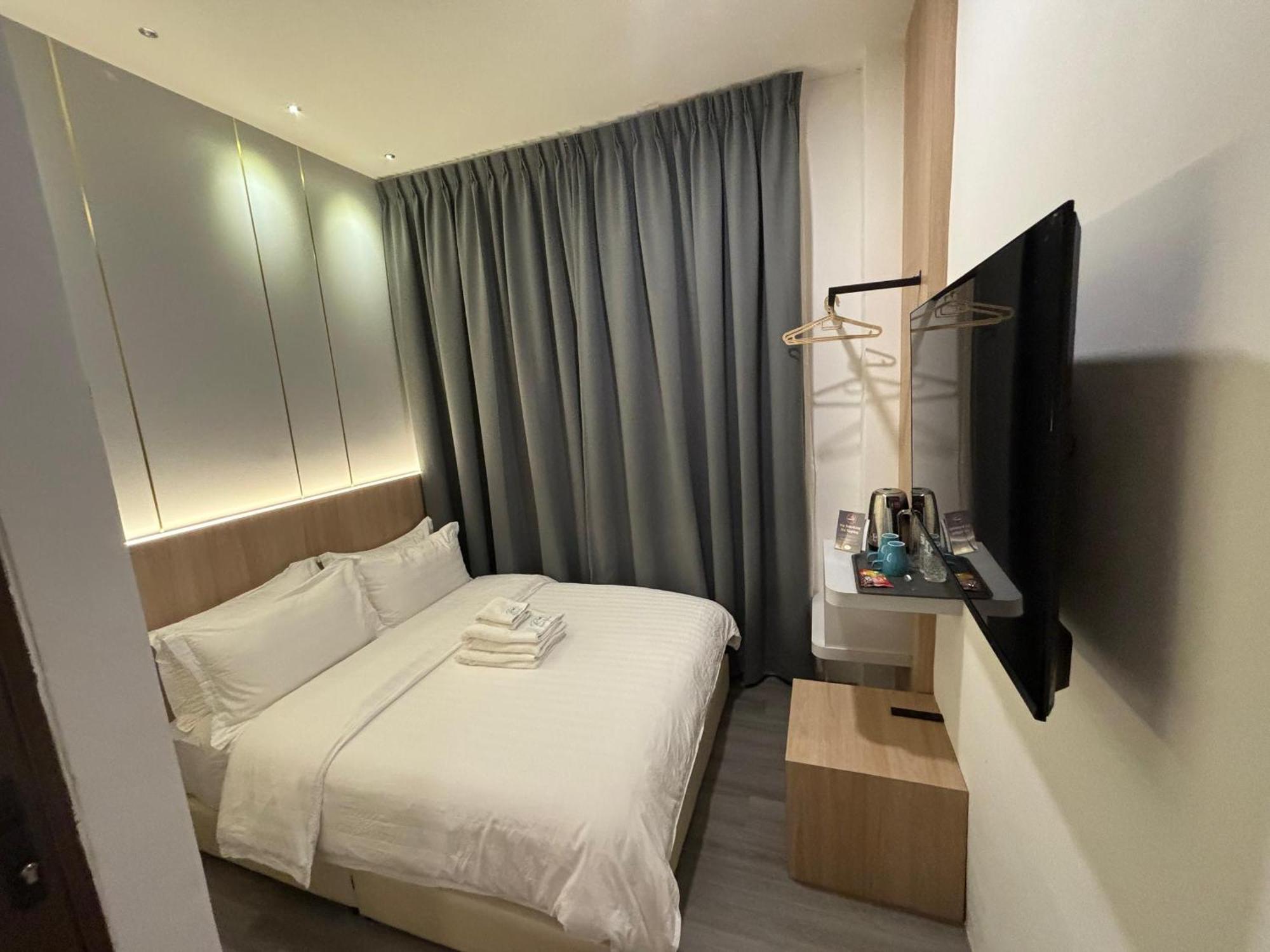 Red'S Hotel Бинтулу Екстериор снимка