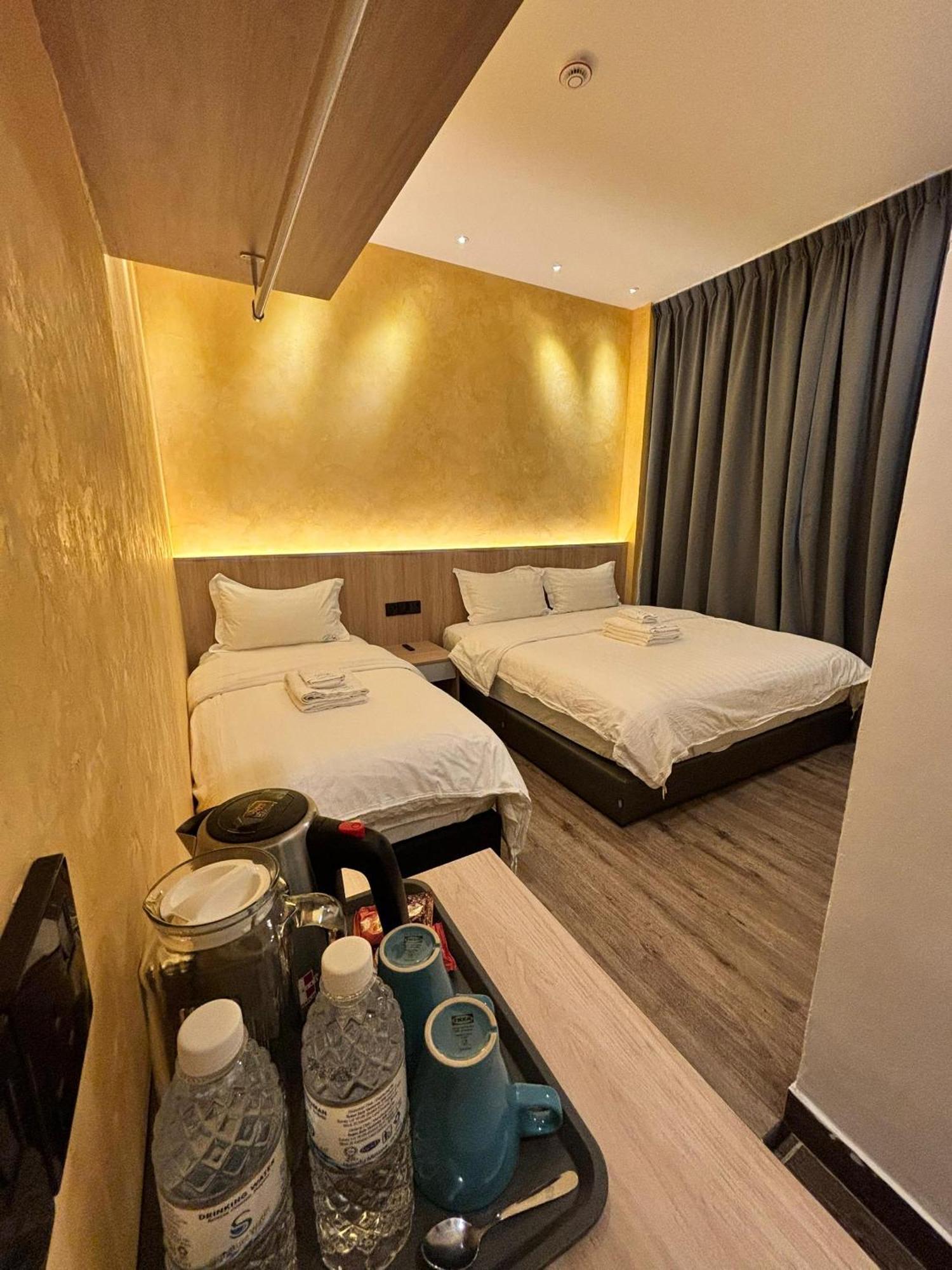 Red'S Hotel Бинтулу Екстериор снимка